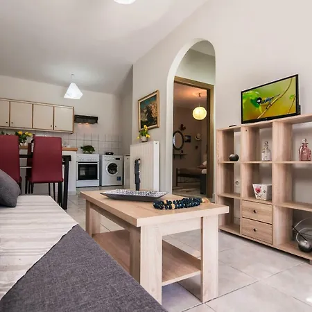 Apartament Helen By The River *