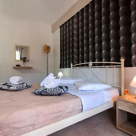 Helen By The River Potamós